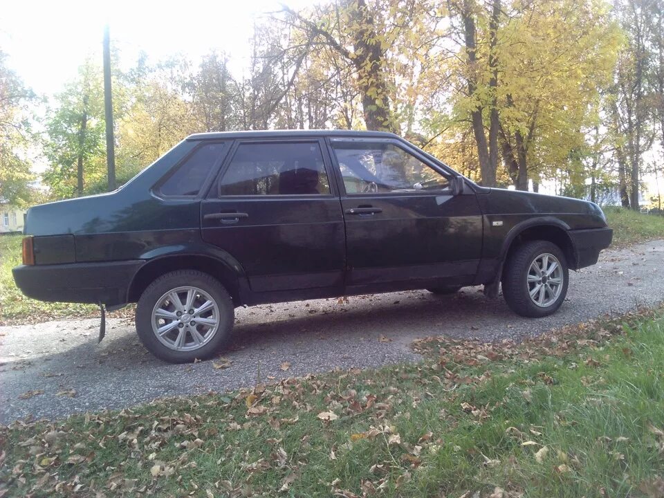 Ваз 21099 bbs r15. Ваз 21099 r15. Ваз 21099 на штампах r14. Ваз 21099 r15. Ваз 21099 стальная.