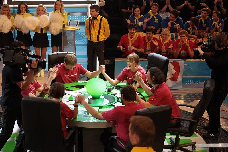 Брейн ринг фото. Брейн ринг 2010. Брейн ринг передача. Кубок брейн ринг. Интеллектуальная игра брейн ринг.