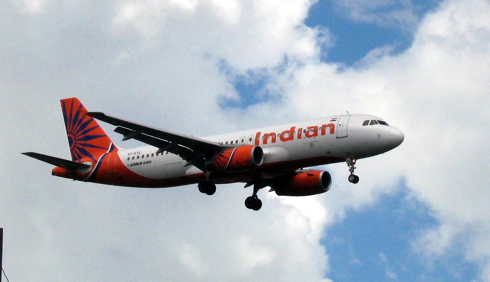 Air hint. Самолет air india. эйр индия авиакомпания. индийские авиакомпании. воздушный транспорт индии.