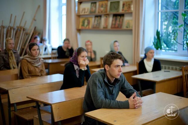 Академия абитуриенту. Иконописный Факультет СПБДА. Иконописное отделение Санкт-Петербургская духовная Академия. СПБДА Троица. Иконописная школа духовной Академии и семинарии.