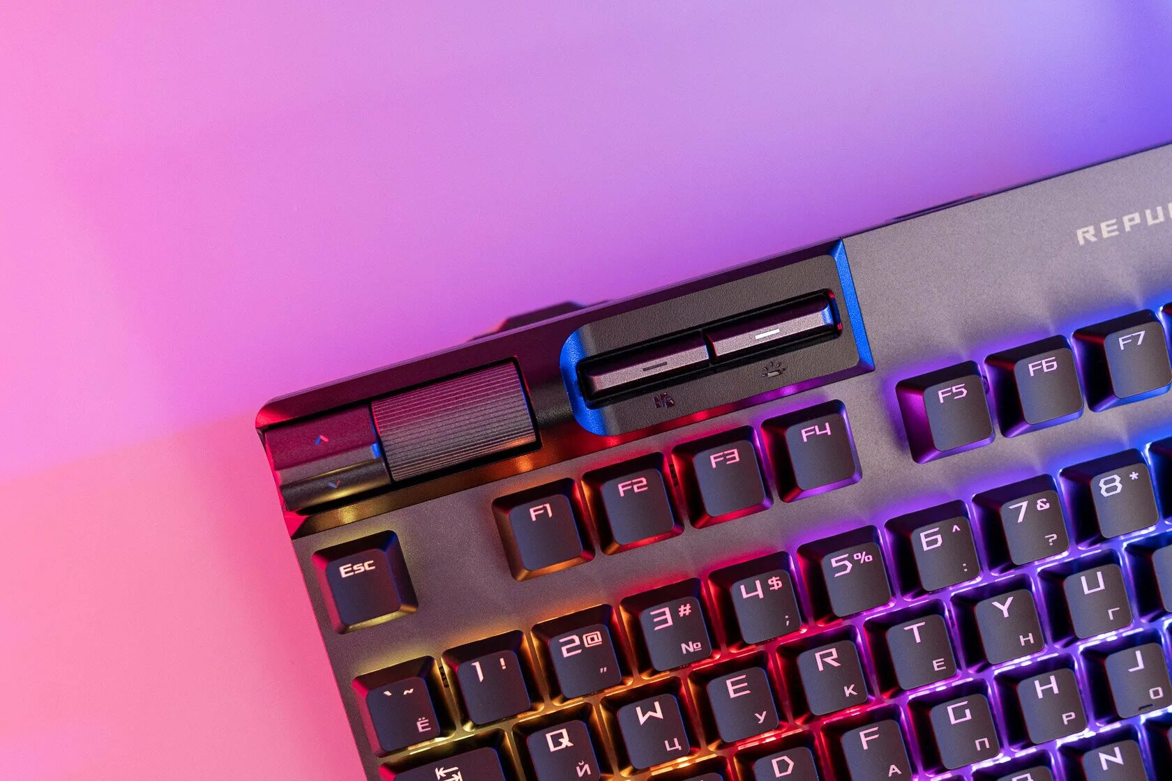 Rog flare ii animate. Rog strix flare ii animate. asus rog strix управление подсветкой. asus rog strix управление кулерами. asus rog strix flare 2 animate купить.