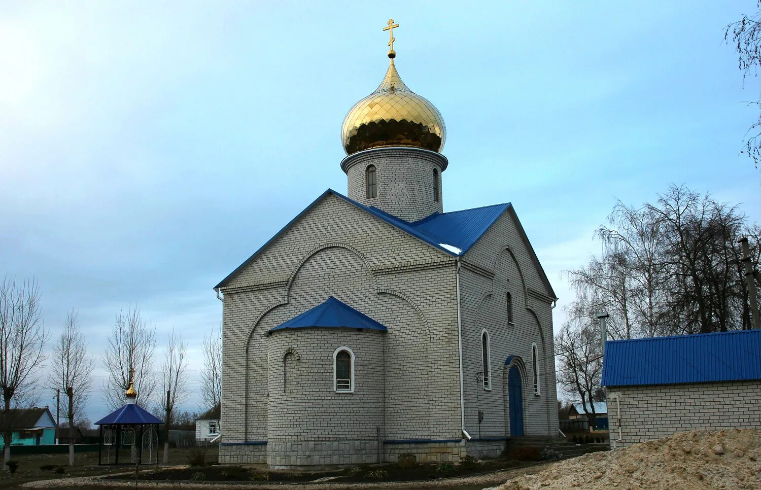 Никольское липецкая область погода. Храм Никольское Усманский район. Село Грачевка Липецкая область Усманский район. Церковь Михаила Архангела Грачевка. Часовня Усманский район.