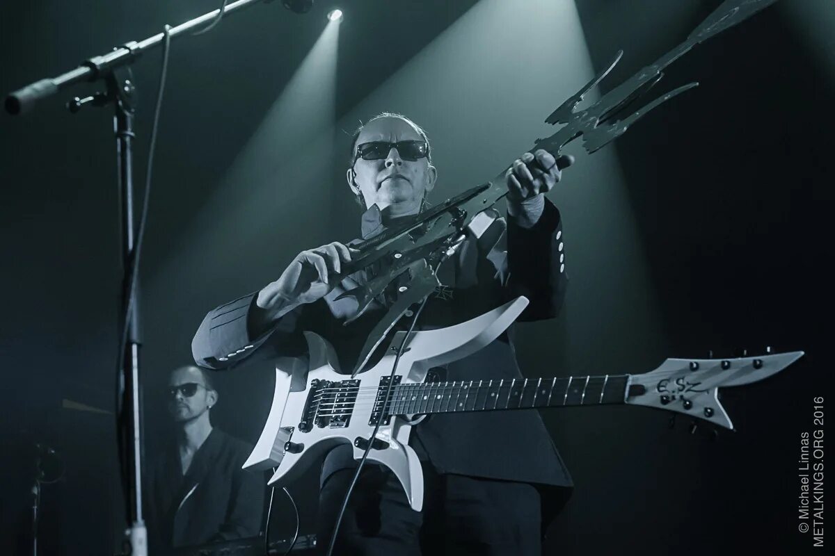 Rock даты. Rock даты. Дин ричардс гитарист. Tremonti band. Евгений гапон nokturnal mortum.