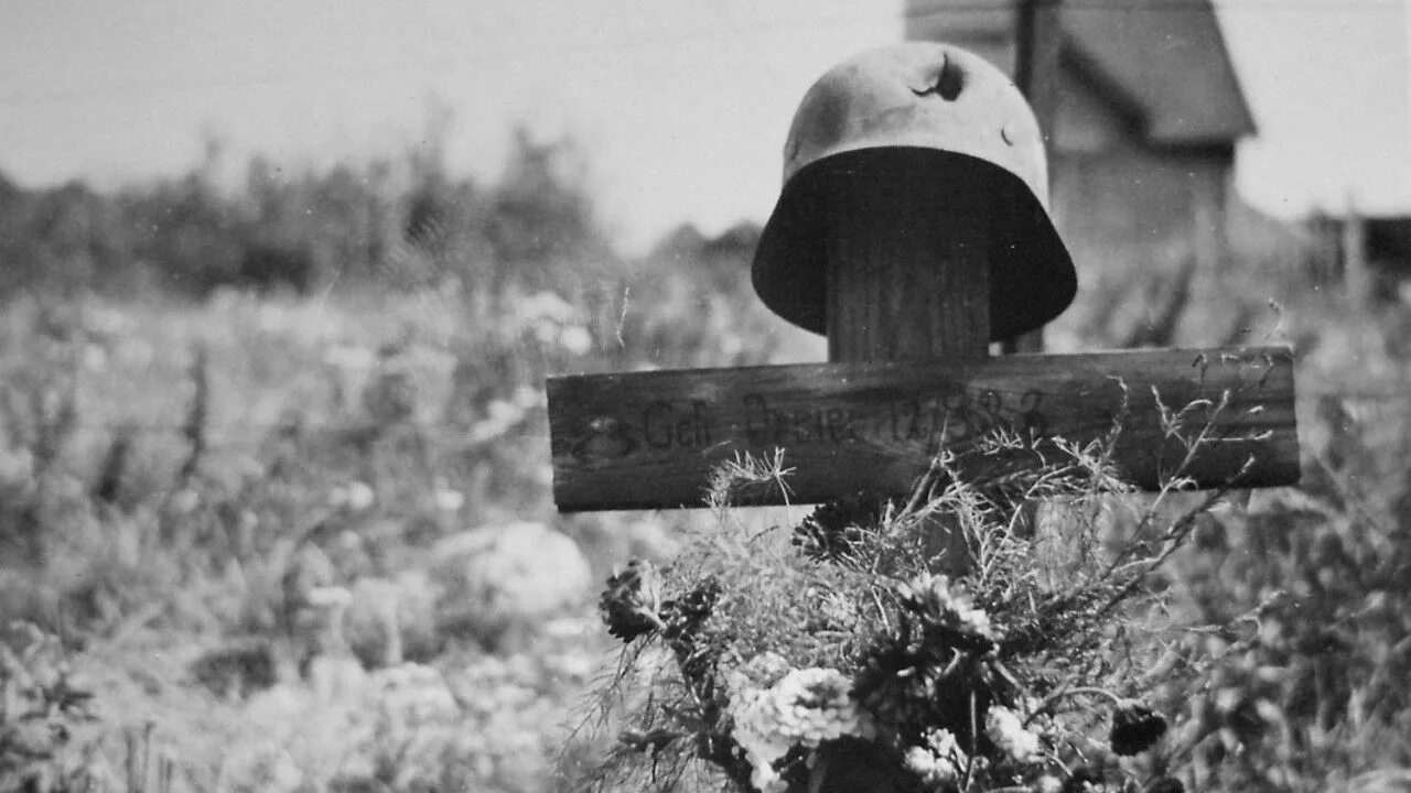 Могилы второй мировой. Могилы второй мировой. Могилы второй мировой. Могилы солдат вов 1941-1945. Могилы немецких солдат 1941.