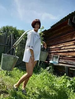 Из деревни одновременно
