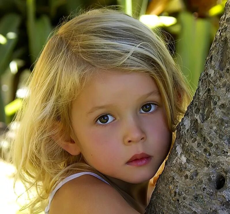 Таллия бурк, сша. Кристина пименова оголённая. Девочки 7 лет губы. Кареглазая девочка 10 лет. Накрашенные девочки.