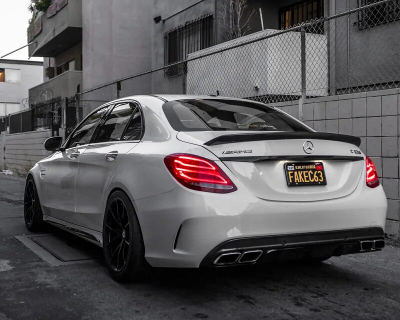 Mercedes c250 amg. Мерседес w205 amg белый. Mercedes c63 amg. Mercedes c63 amg. C205 mercedes.