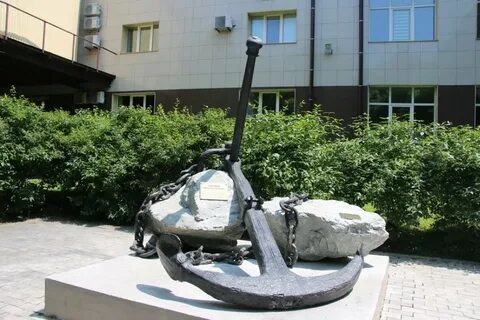 Памятник основа
