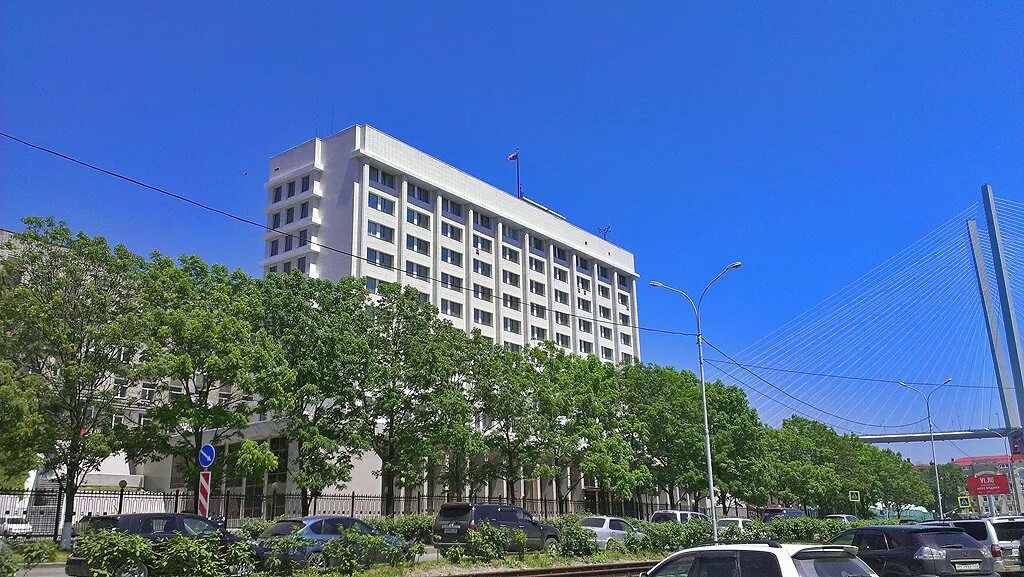 Штаб тоф флот владивосток. Штаб тихоокеанского флота владивосток. Штаб тихоокеанского флота владивосток. Штаб тихоокеанского флота владивосток. Корабельная набережная владивосток штаб тоф.