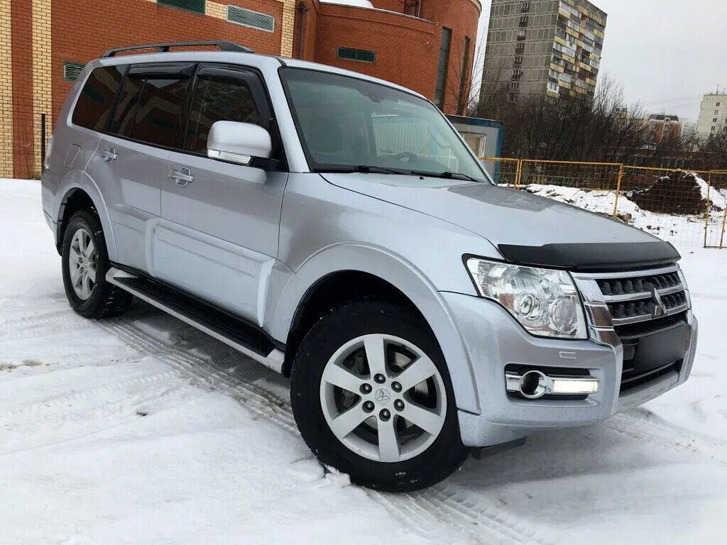 Паджеро 4 2015. Митсубиси Паджеро 4 3.2 дизель. Mitsubishi Pajero 4 2015. Митсубиси Паджеро 4 серебристый. Купить паджеро дизель в московской области