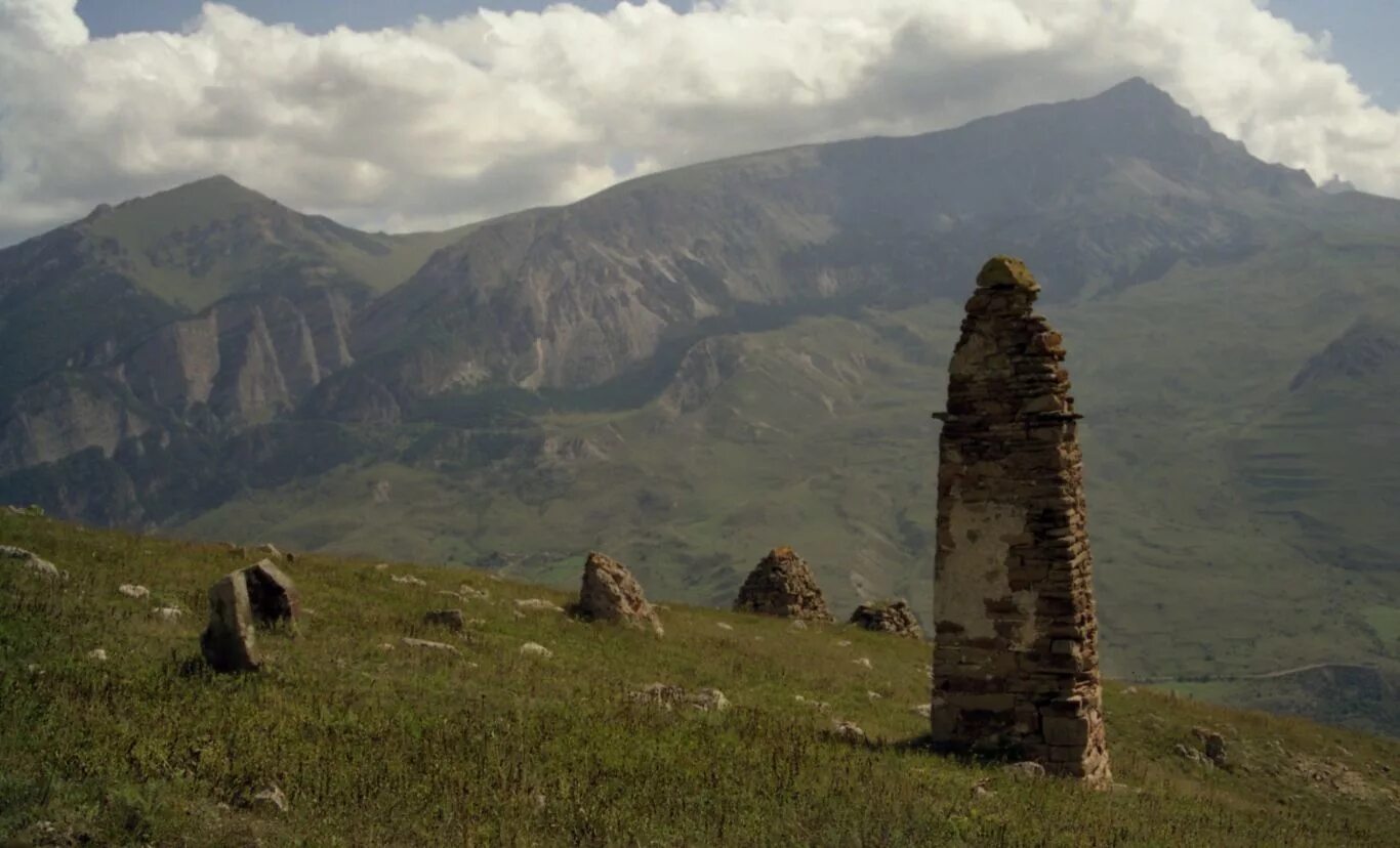 родовая башня рсо алания. храм в лисри осетия. объектах культурного наследия южная осетия. объекты культурного наследия рсо алания. зурукский храм северная осетия.