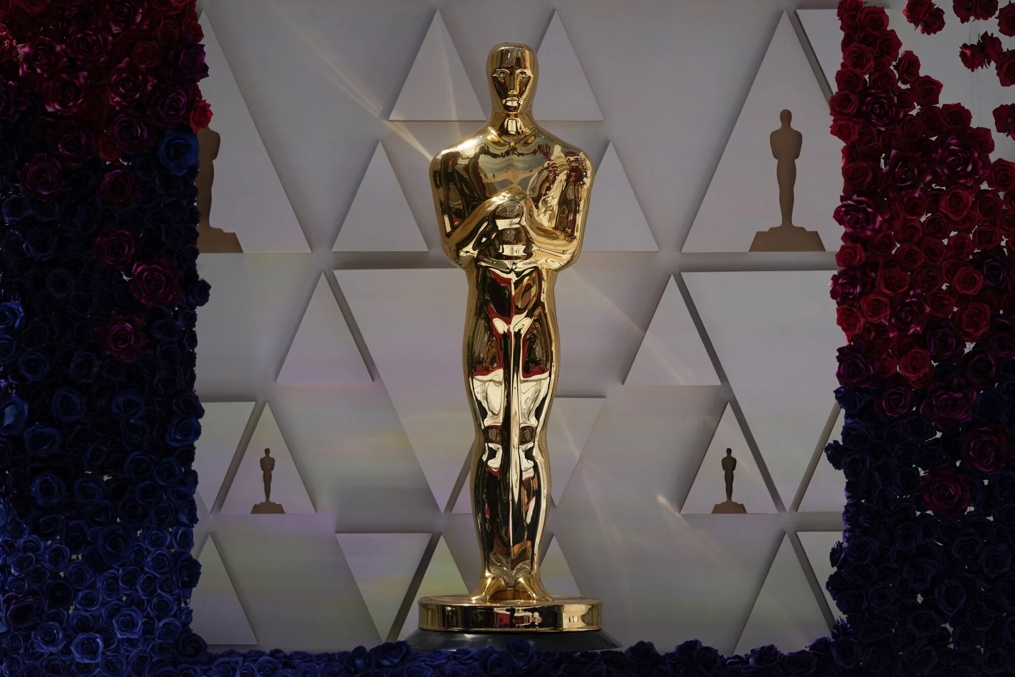 Кинопремия Оскар 2022. Вручение премии Оскар 2022. Награда Оскар 2022. Оскар (кинопремия, 2023).