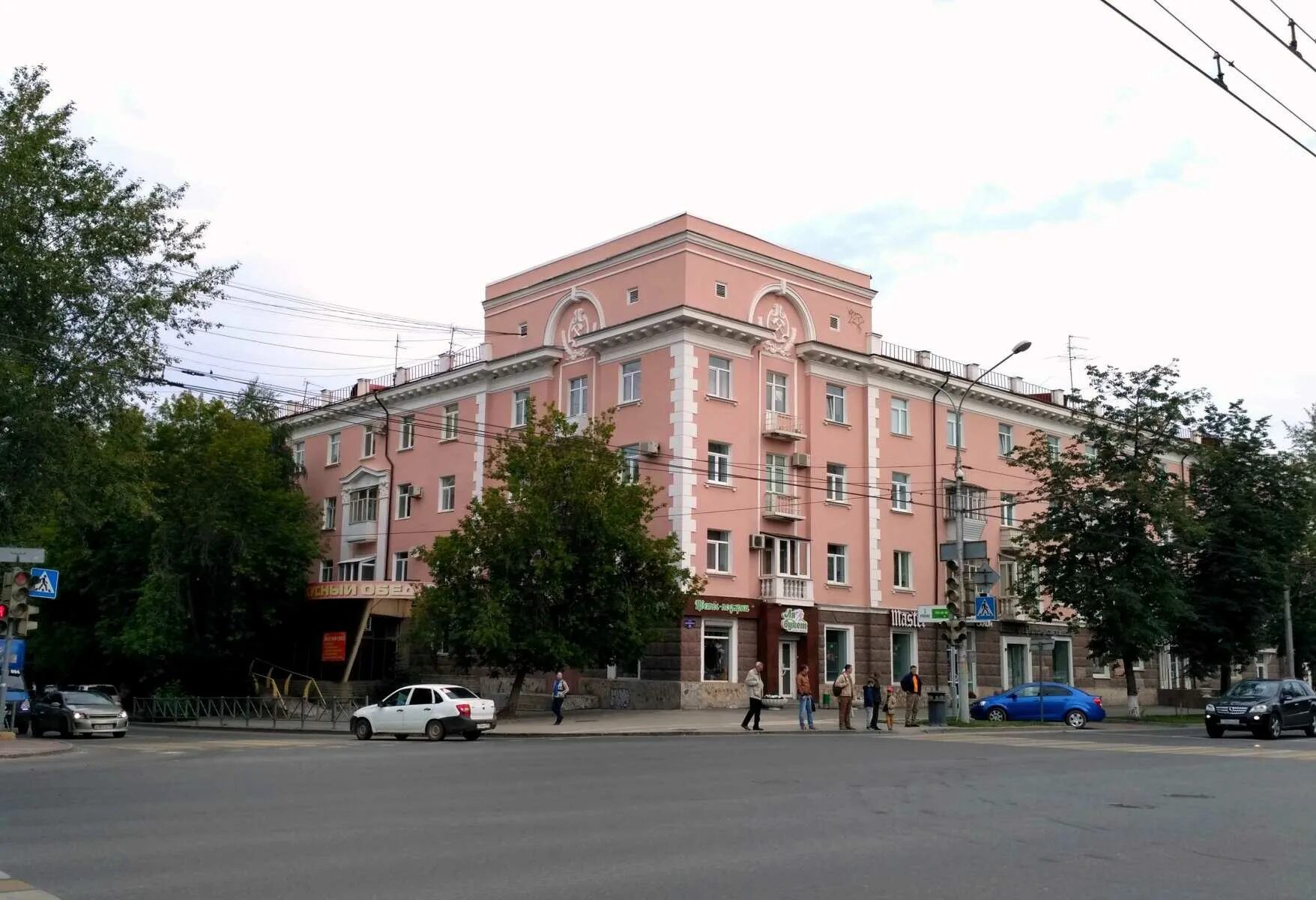 Ленинский дом 69. Ленина 69 пермь. проспект ленина 69 барнаул. улица ленина дом 69. ул ленина 69 курск.