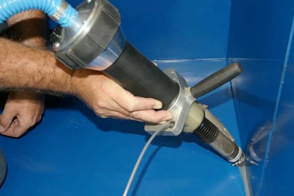 Сварка пнд листов экструдером. Экструдер leister fusion 3c. Сварка труб пнд 110мм. Экструдер для сварки полипропилена хитачи. Сварка пнд листов.