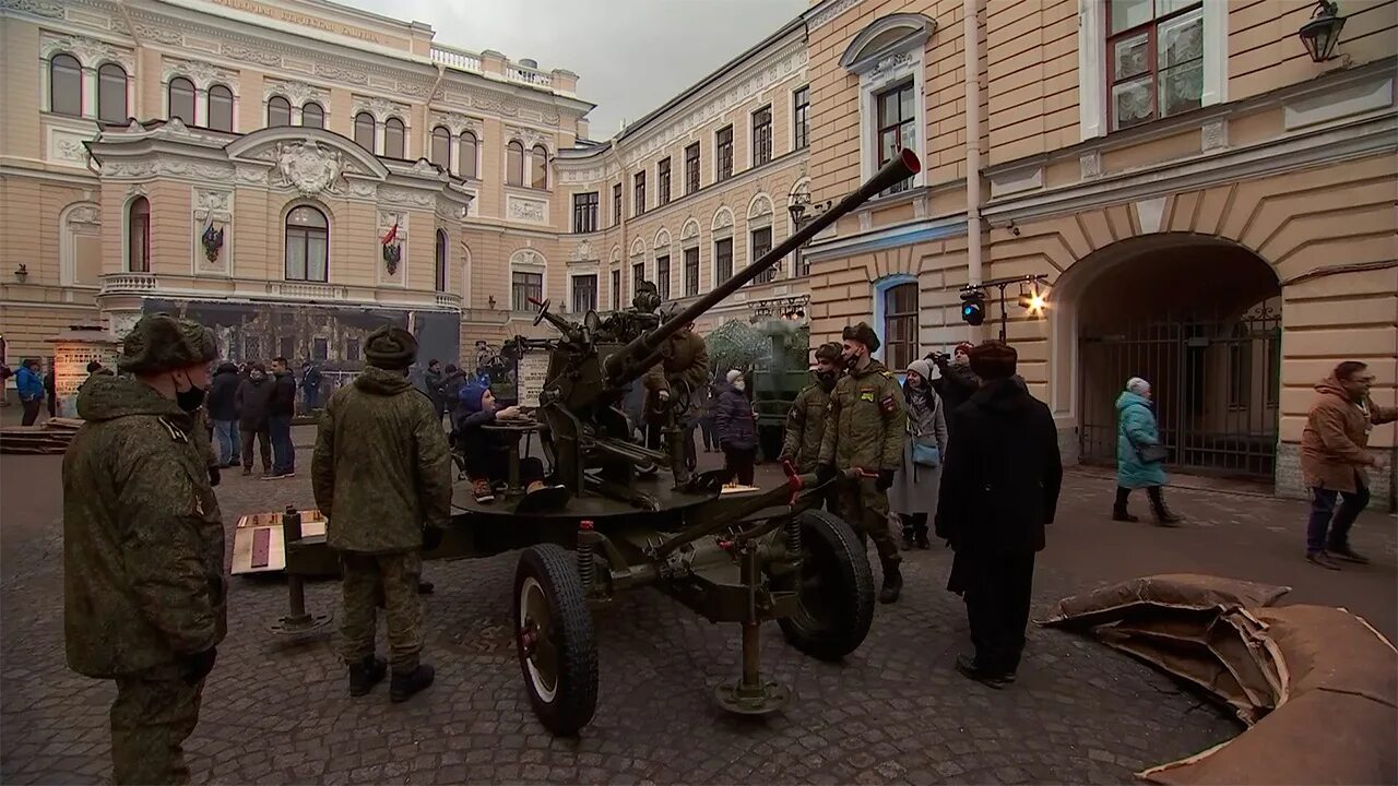 Санкт петербург про войну. Музей в Санкт-Петербурге про войну реконструкции. 27 Января событие в Питере. Реконструкция блокадного Ленинграда 2021 в г.Никольское. Блокада Ленинграда видео.