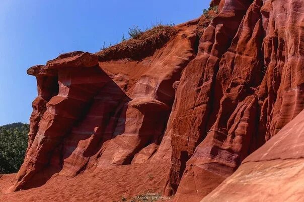 Каньон красные горы кукмор. Каньон красные горы кукмор. Каньон в татарстане. Каньон в кукморе татарстан. Каньон в татарстане.