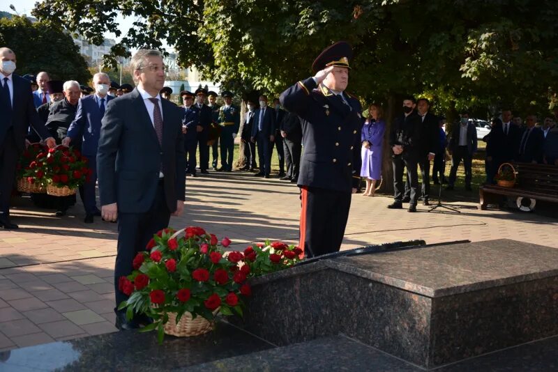Возложение исполнения
