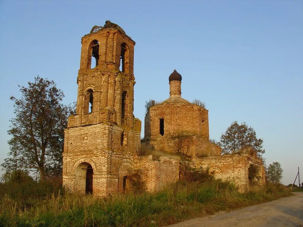 Село губино. Губино Калужская область Козельский район храм. Церковь в Губино Калужская область. Губино (Козельский район).