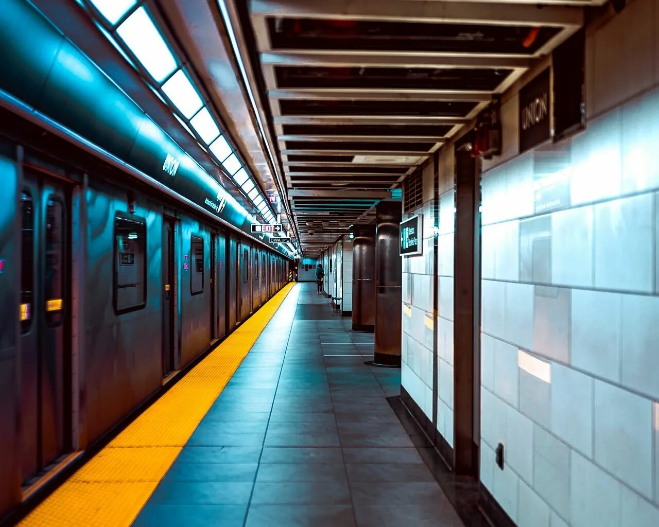 Станция метро subway лондон. Станции метро лондона. Метро лондона. Станция метро subway лондон. Лондонское метро.