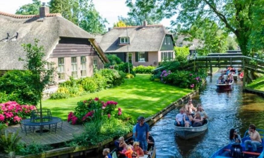 Голландская деревня гитхорн. Голландская венеция гитхорн нидерланды. Голландская венеция гитхорн нидерланды. Гитхорн нидерланды. Гитхорн.