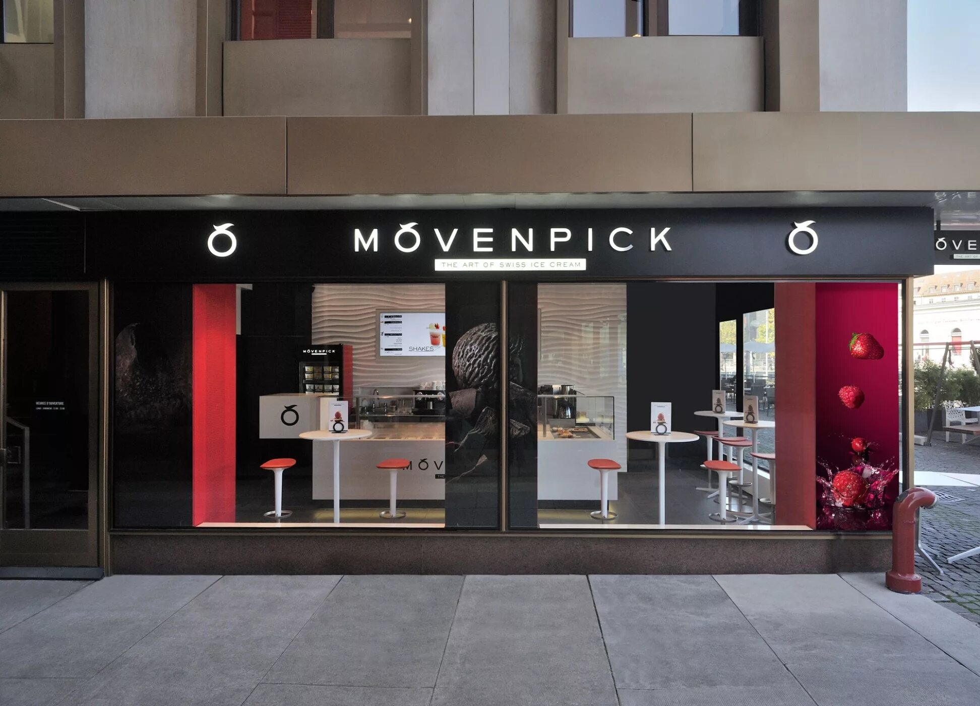 Movenpick сайт. Реклама мовенпик. мовенпик мороженое. мовенпик кафе. movenpick вывеска.