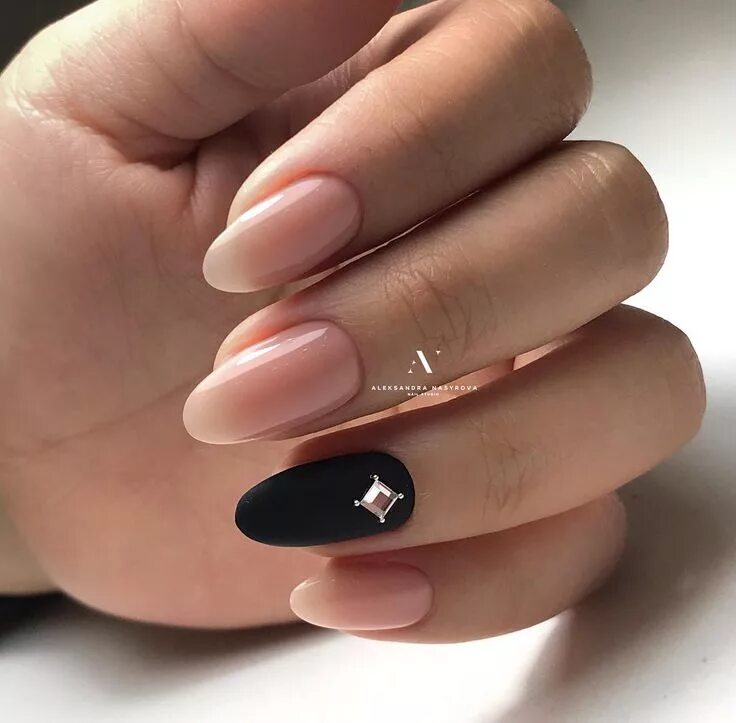 Pin by Margo G on Manikyr Squoval nails, Nail manicure, Pretty nails