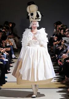 Comme des garcons 4n