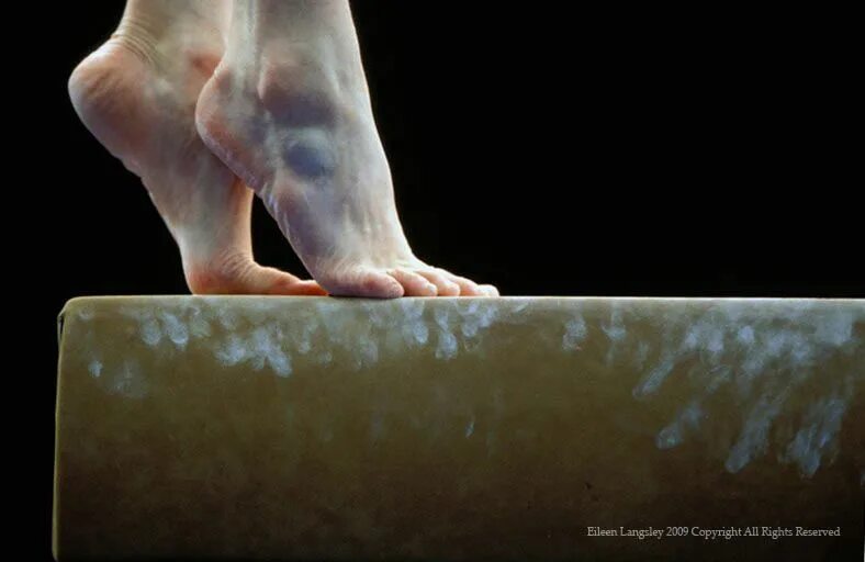 Гимнастика feet. Спортивная гимнастика пьедестал. Нежные soles feet Gymnastics. Gymnastics soles. Gym feet
