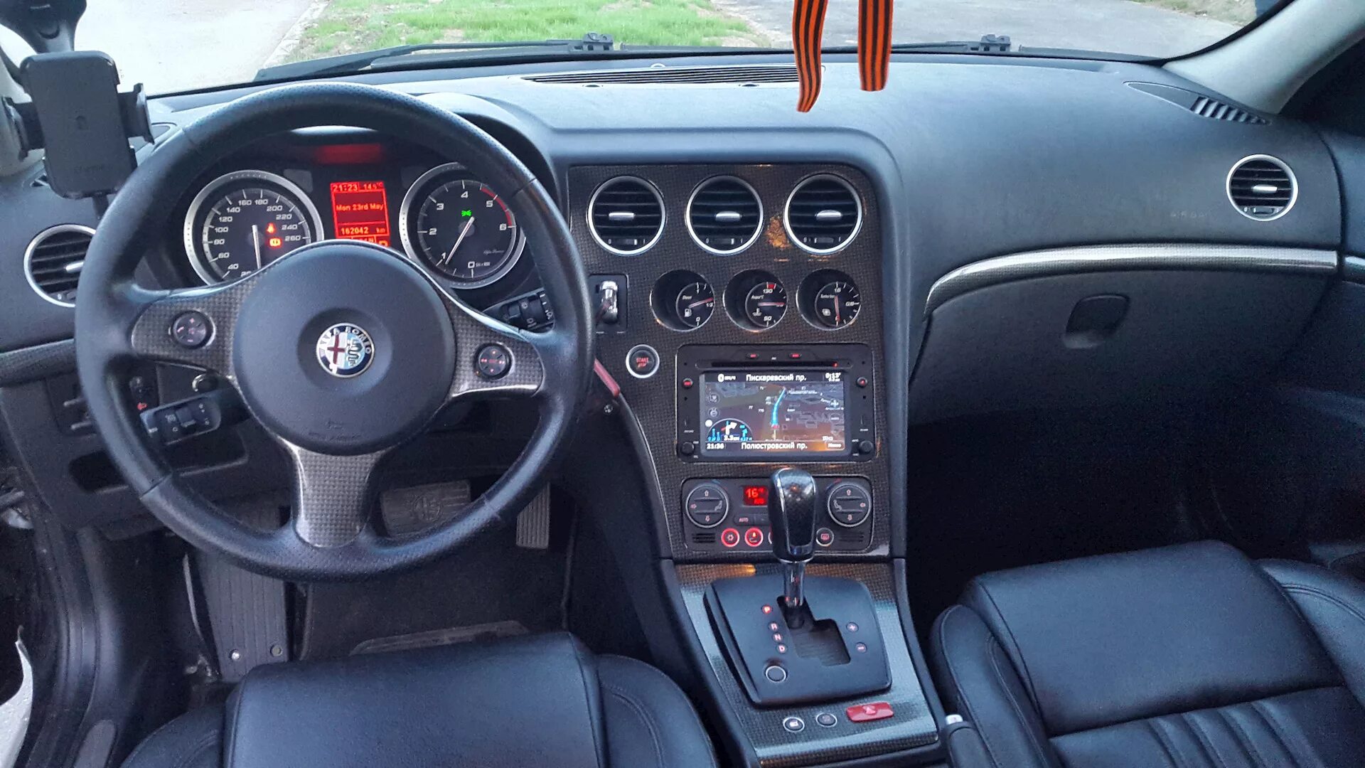 Почистил салон - Alfa Romeo 159, 2,4 л, 2007 года мойка DRIVE2