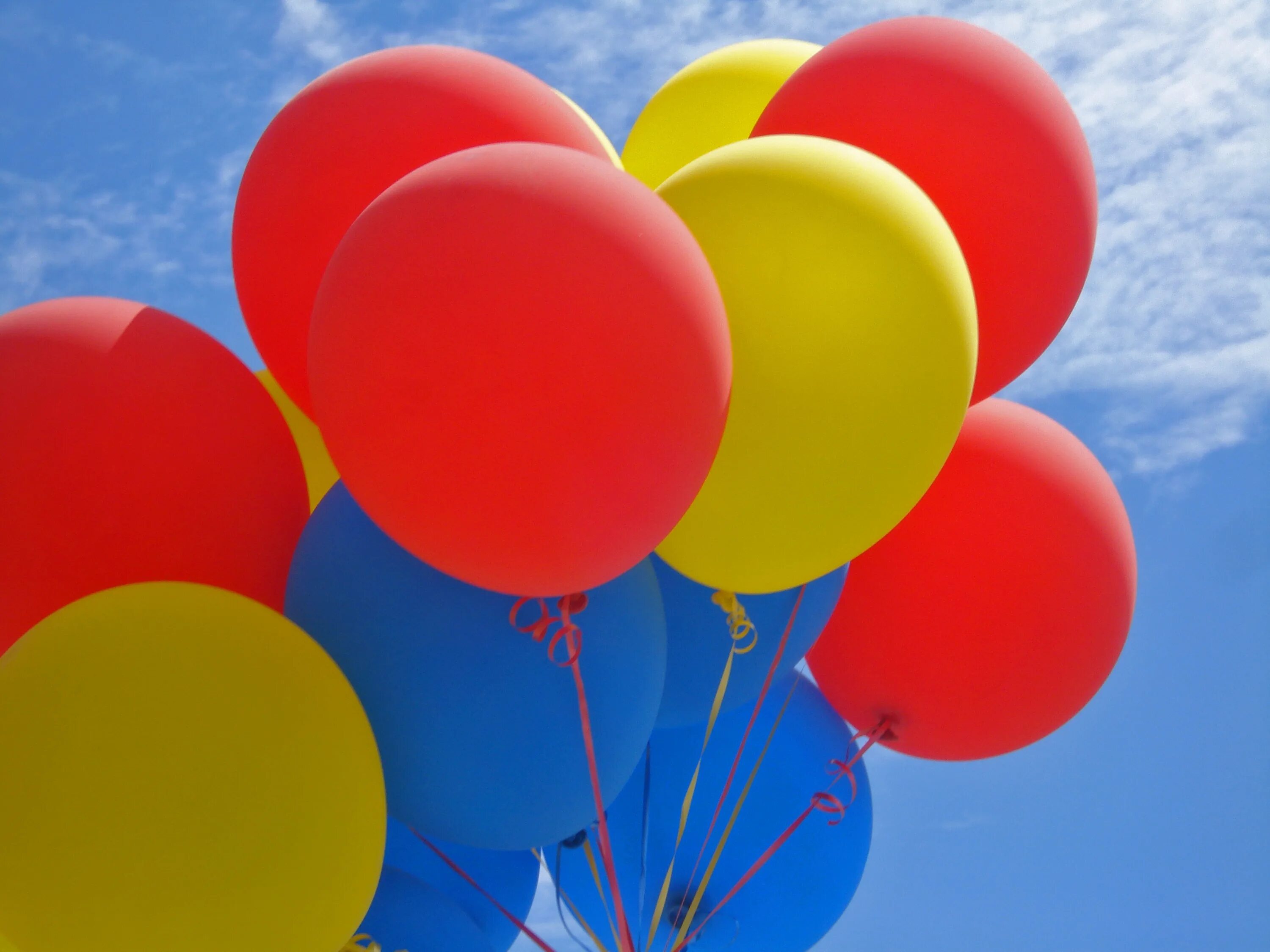 Шаров 2017. Воздушный шарик. Праздничные шары. С днём рождения шарики. Шарики надувные.