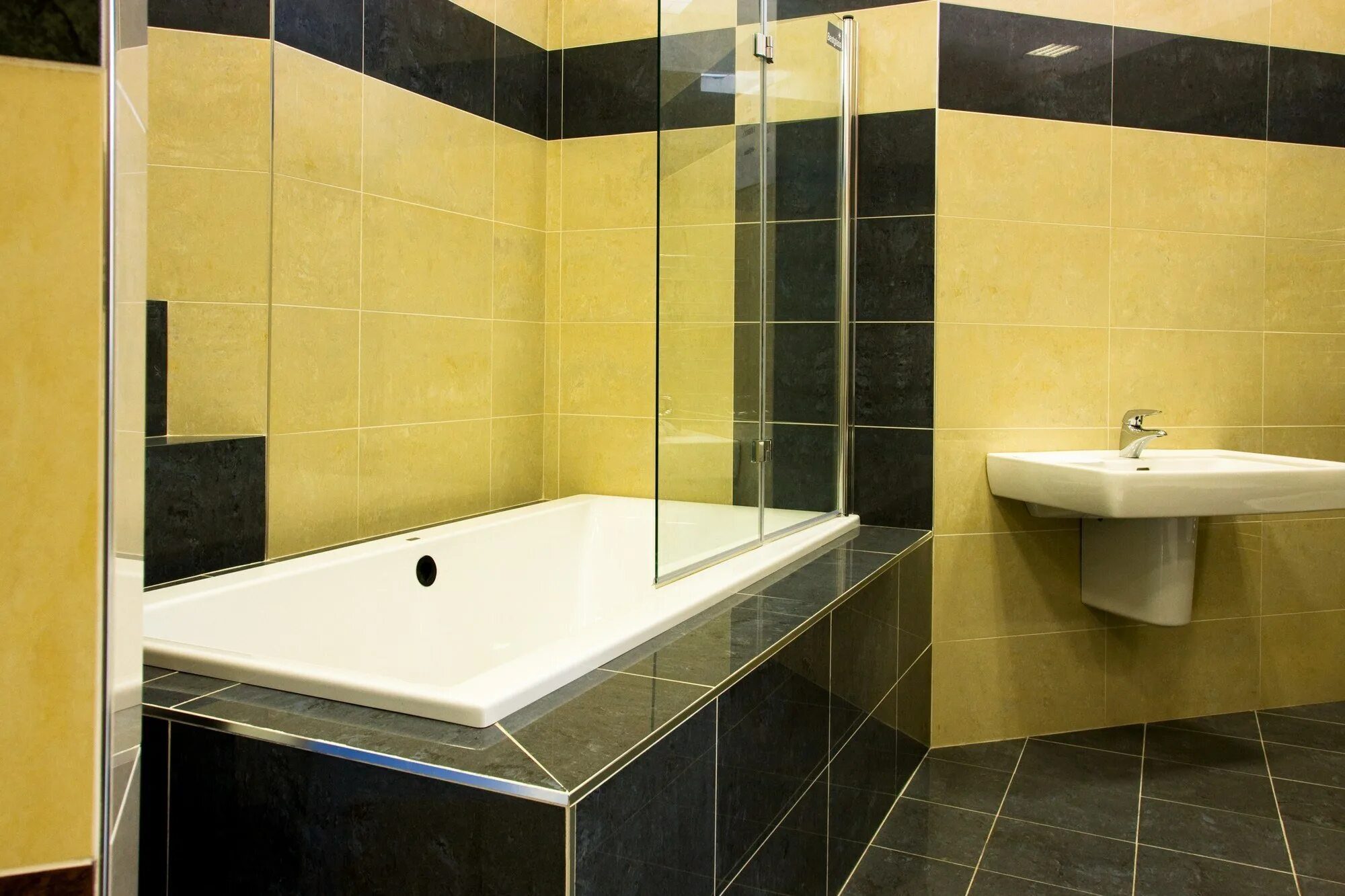tile edge Bathtub tile, Laundry in bathroom, Shower tub