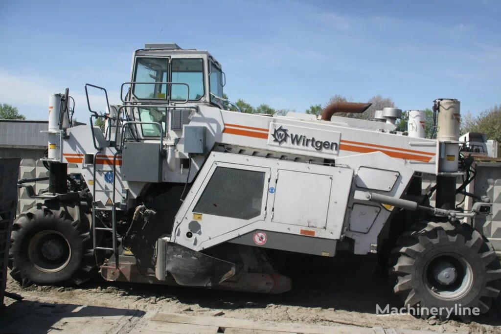 Ресайклер техника. Ресайклер wirtgen wr 2500. ресайклер wirtgen wr 240. ресайклер wirtgen wr2000. ресайклер виртген 2400.