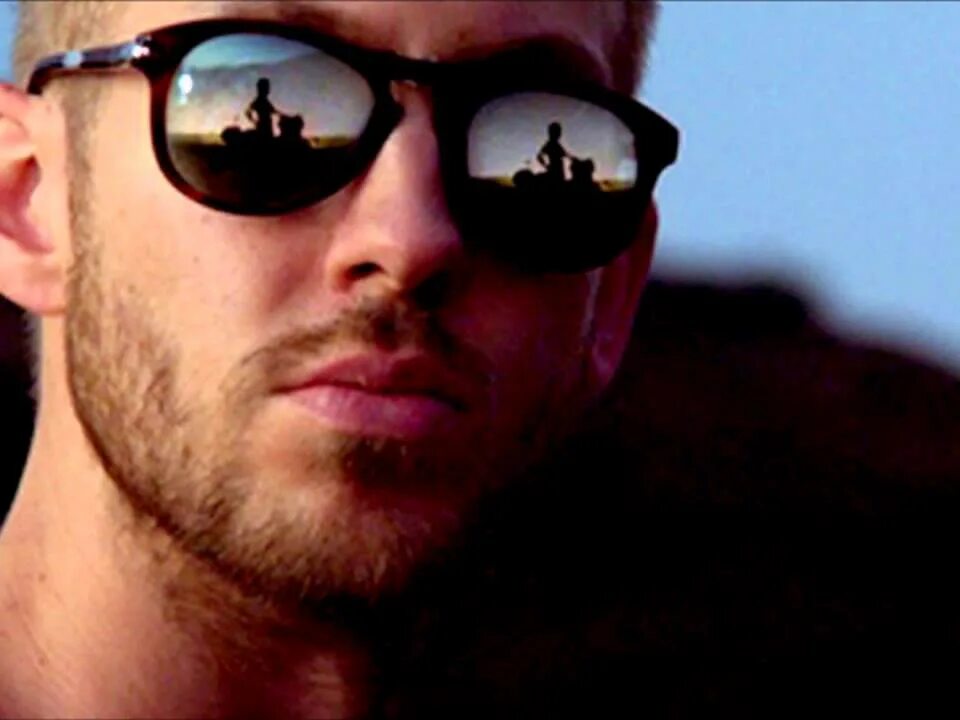 Calvin harris be coming back. Calvin harris be coming back. We'll be coming back calvin harris, example. R3hab, kelvin jones - downtown. Example we'll be coming back.