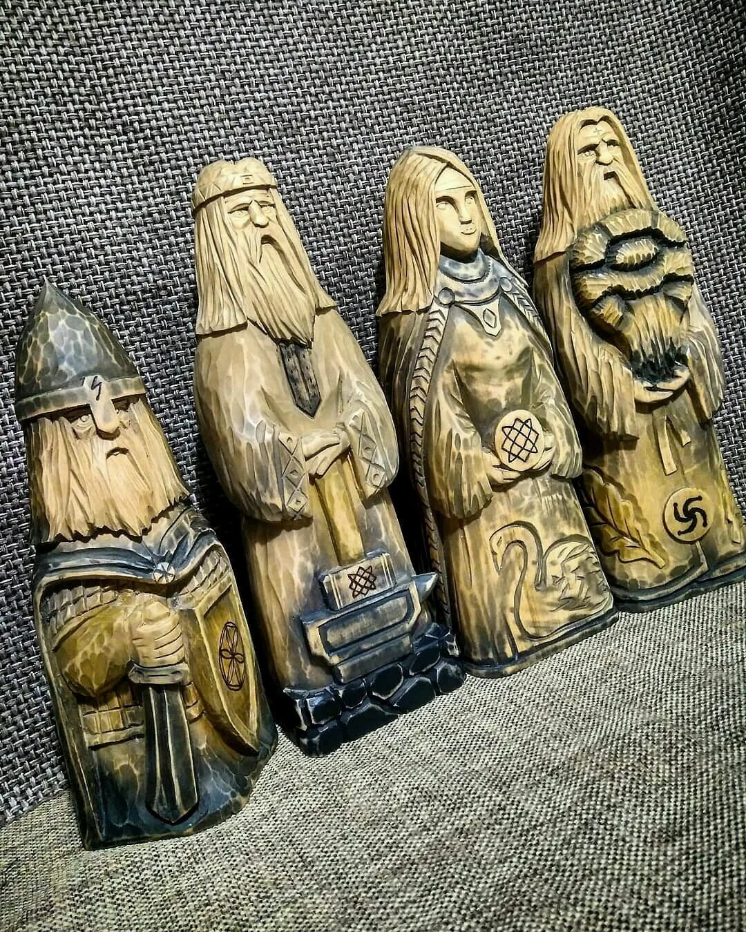 Славянские кумиры. Фигурки славянских богов. Славянские кумиры. Чуры кумиры славянских богов. Чуры кумиры славянских богов.