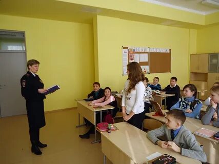 Инспектора школ