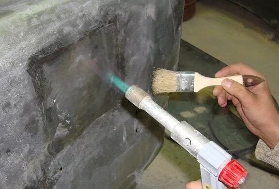 Паяльник для электропроводов. Пайка проводов схема. Лужение металла оловом. Как пользоваться паяльником для пайки. Для паяльника канифоль и припой.