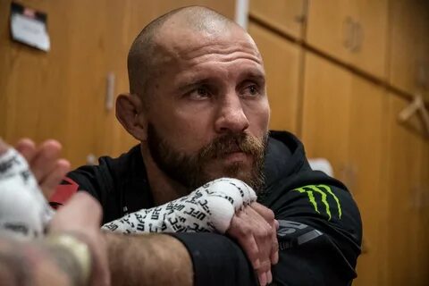 Сколько времени бойцы не выходят связь