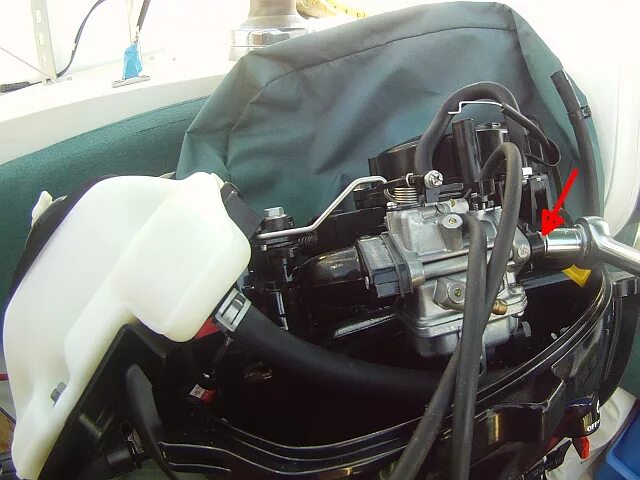 Лодочный карбюратор чистка. Nissan marine 3.5. двигатель лодочного мотора tohatsu 30. лодочный мотор паверджет 5 сил топливная. топливный шланг для лодочного мотора tohatsu 9.8.
