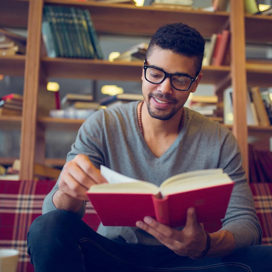 He will read a book. Чтение книг. чтение jpg. lesen. student reading book.