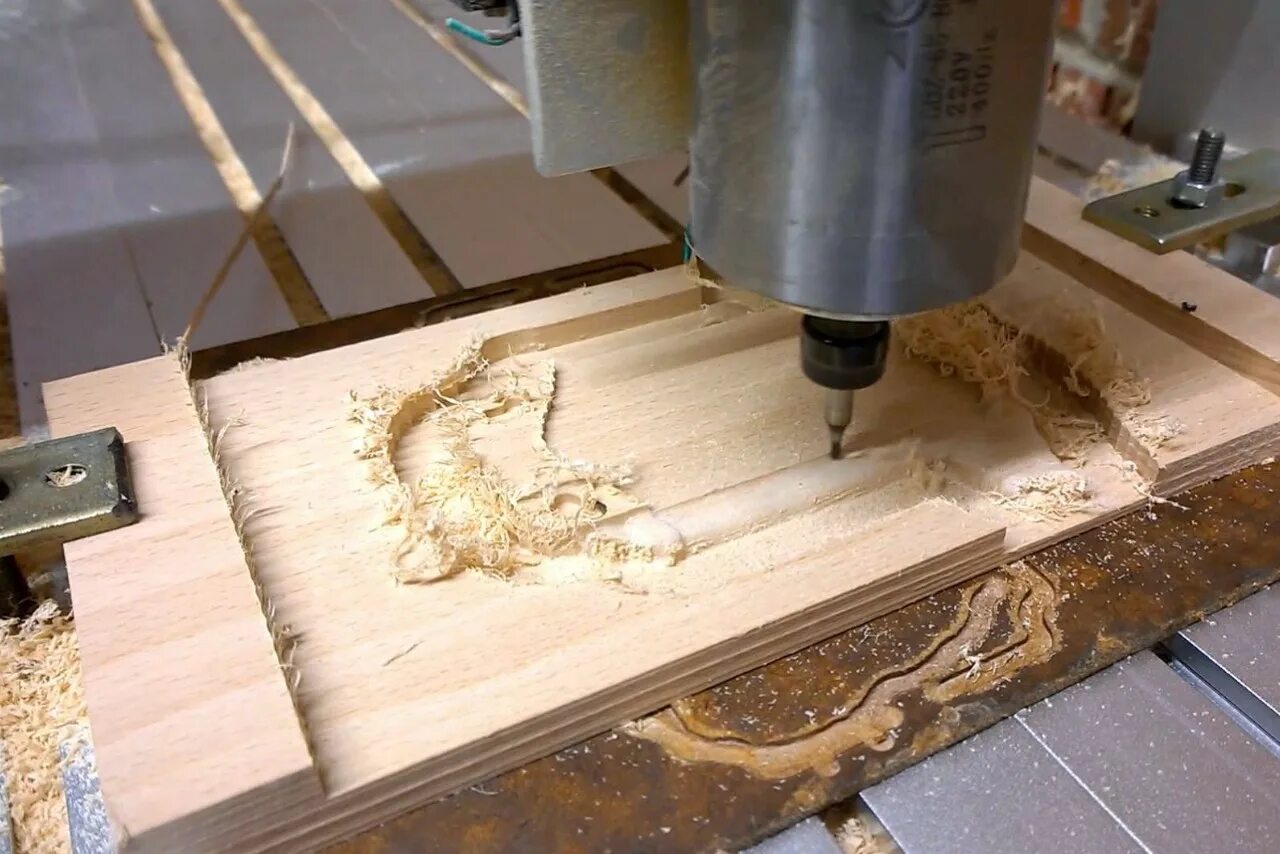 Отучиться на чпу. Станки ЧПУ CNC Wood Router. CNC Wood Router 3. 3 Д фрезер по дереву CNC. CNC Router МДФ.