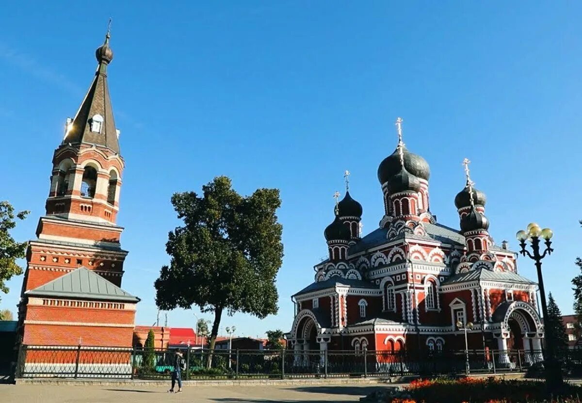 Г Борисов Белоруссия. Борисов Минская область. Беларусь Борисов памятник. Город Борисов Беларусь достопримечательности.