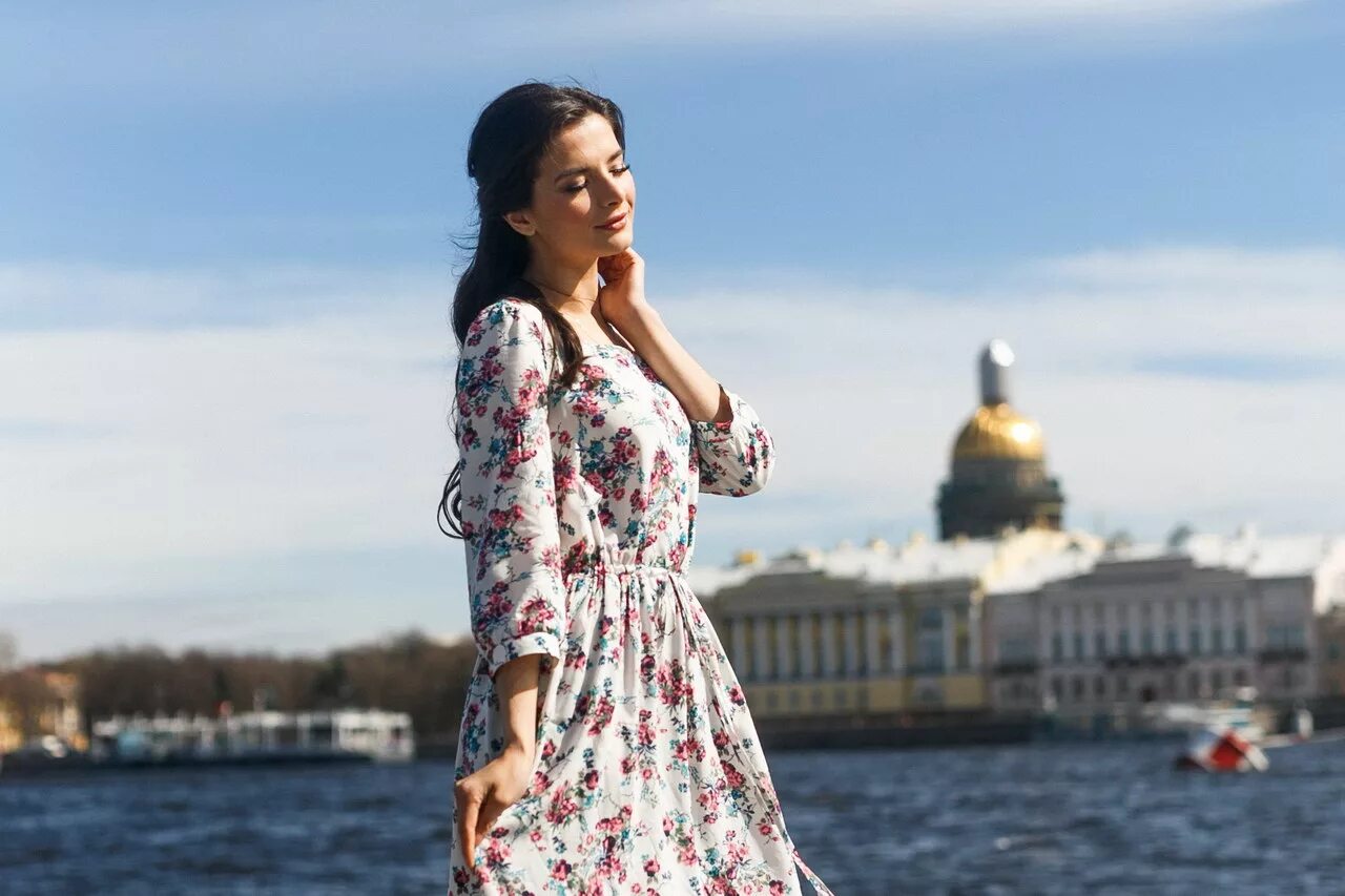 1001DRESS - модная женская одежда оптом - Производитель, Санкт-Петербург