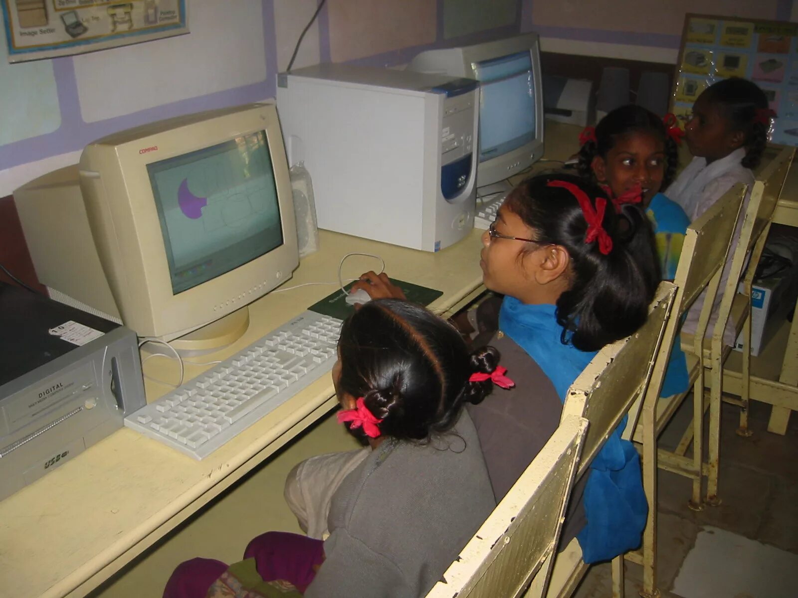 2007 через компьютер. Компьютер 2007. пк 2007. компьютеры из 2007 года. computer education.