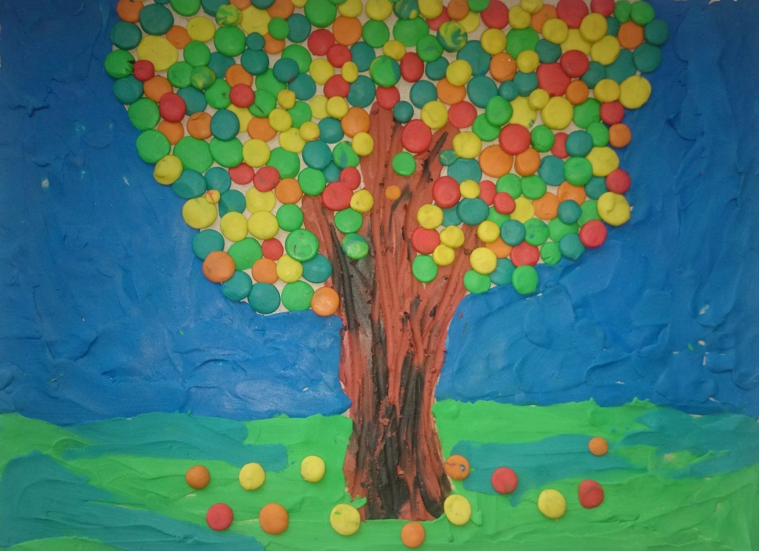 Работа пластилином для детей. Пластилинография. Пластилиновая аппликация. Лепка дерево. Пластилинография дерево.