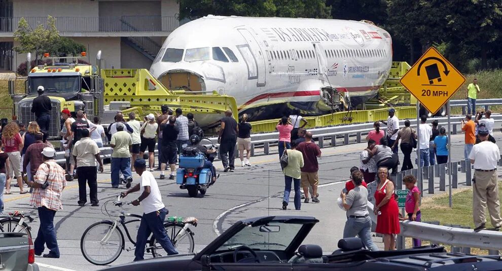 Гудзон хана. Рейс 1549 us Airways. Рейс 1549 Гудзон. Авиакатастрофа на Гудзоне 2009. Нью Йорк 2009 Гудзон.