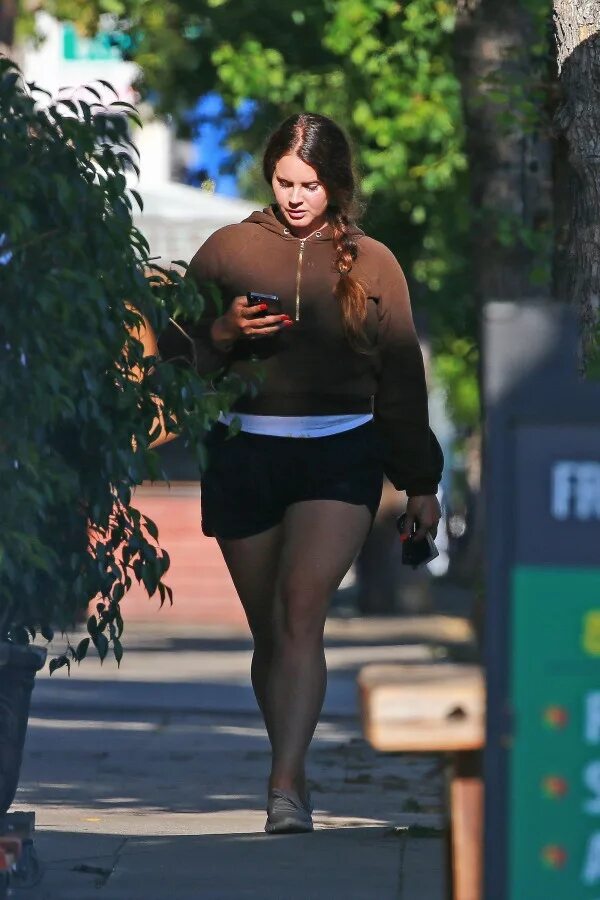 Диета ланы дель рей. Диета ланы дель рей. Диета ланы дель рей. Lana del rey 2022 толстая. Диета ланы дель рей.