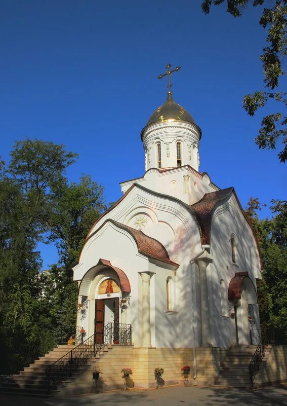 Храм князя дмитрия донского в ростове на дону. Храм дмитрия донского ростов на дону. Храм дмитрия донского ростов на дону на ленина. Храма димитрия донского в ростове. Храм димитрия донского краснодар.