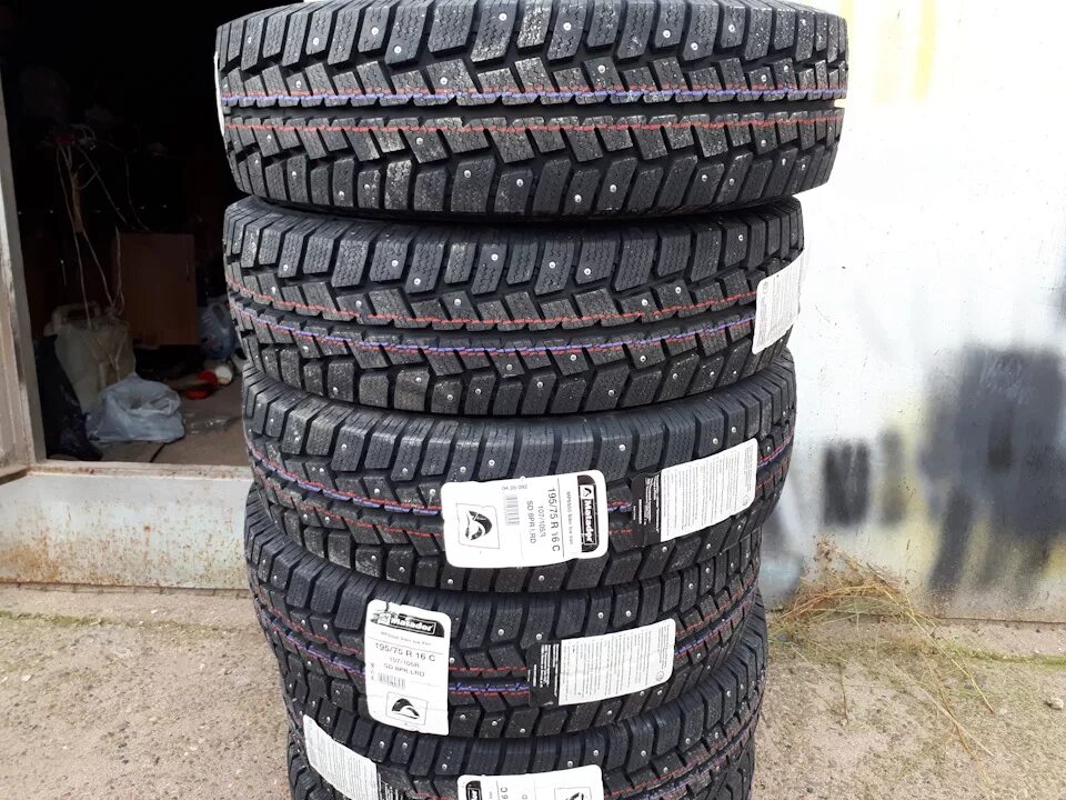 Резина шипы 16 купить. Matador MPS-500 Sibir Ice van 185/75 r16. Зимняя резина Газель Матадор MPS 500. Матадор 185/75 r16c шипованная. Шины зимние на Газель 185/75 r16c Матадор МС 500.