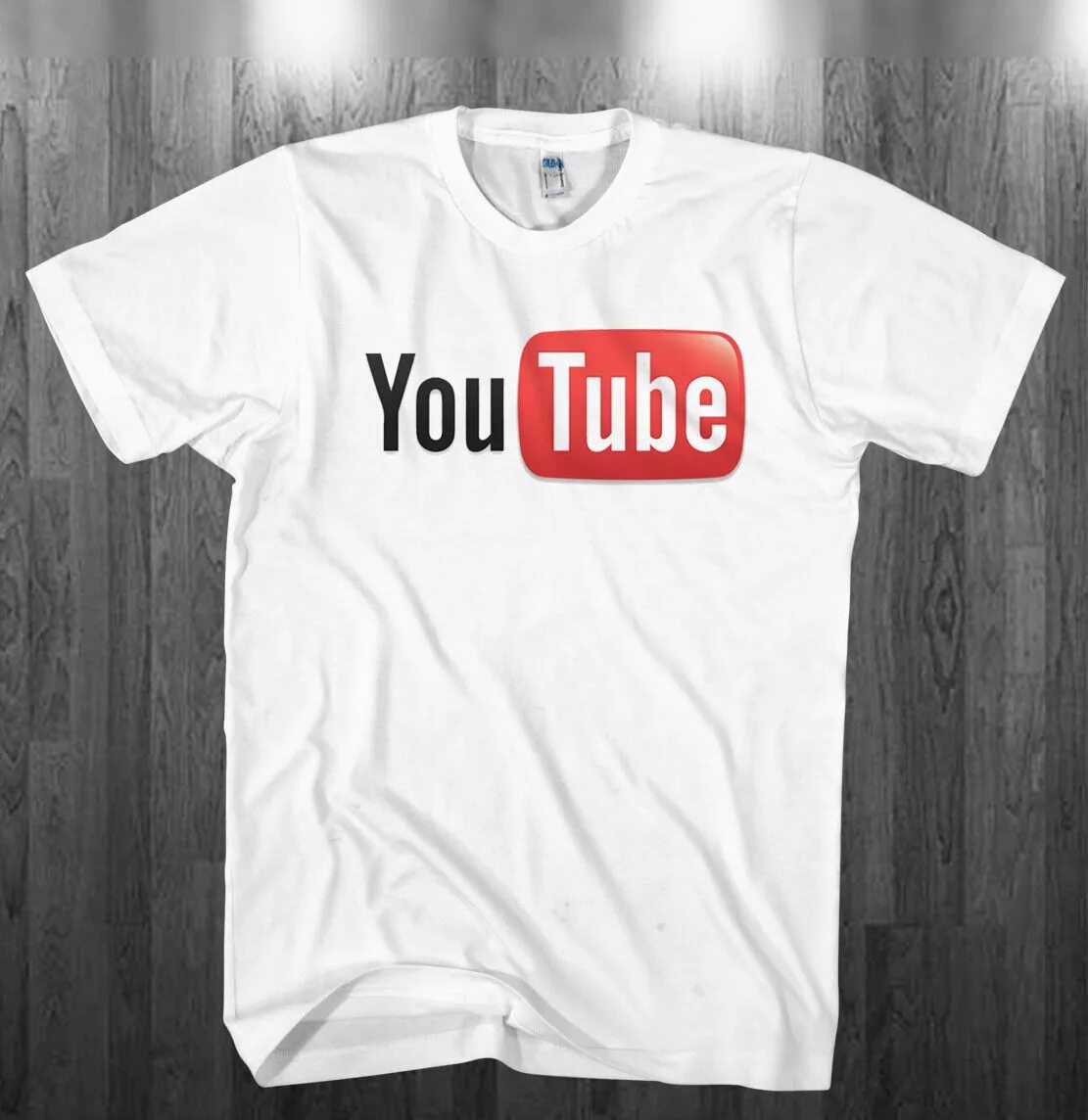 Футболка лого. Футболка ютубер. Love t shirt. Футболка ютуб. Мерч футболки ютубера.