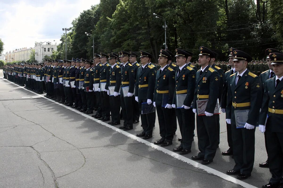 Впво вс рф. Академия ПВО Смоленск. Академия Василевского Смоленск. Военная Академия войсковой противовоздушной обороны вс РФ. Военная Академия войсковой противовоздушной обороны г Смоленск.